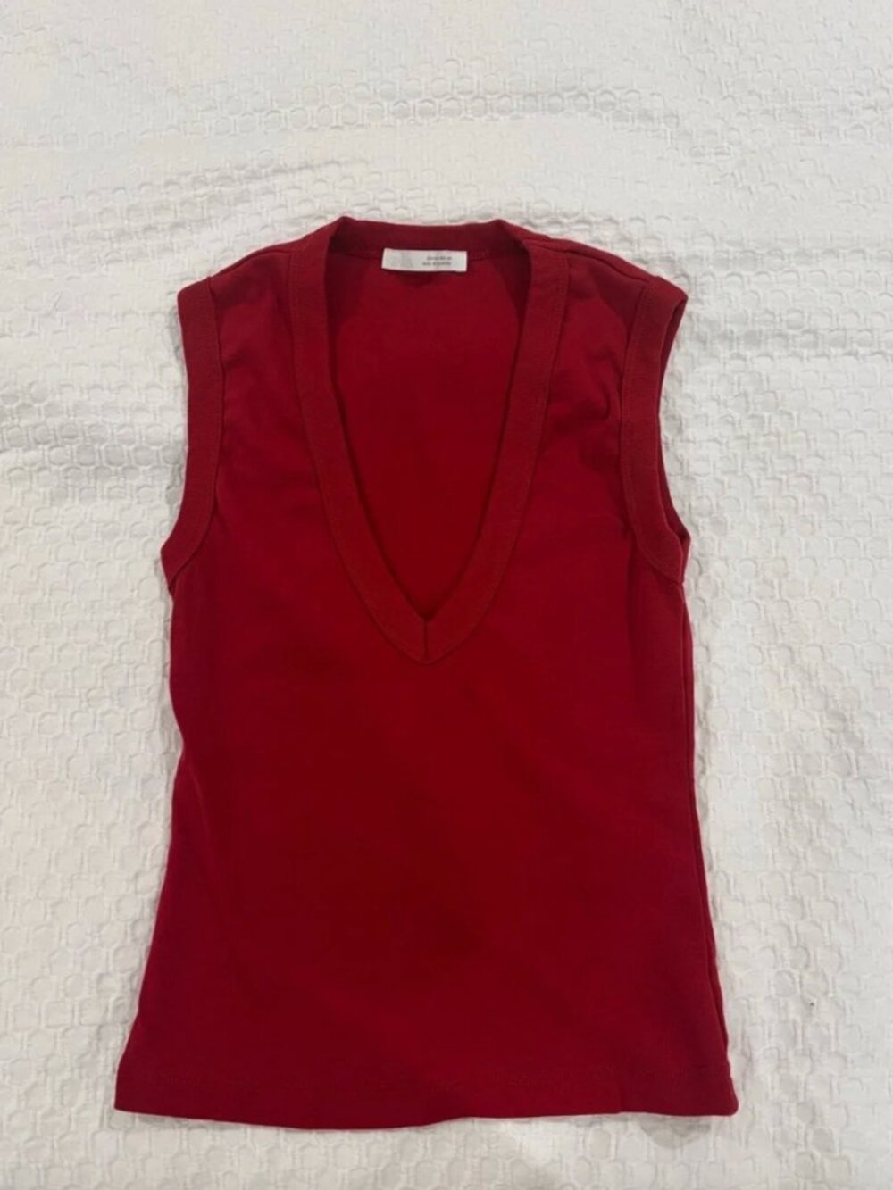 Zara Sleeveless V-Neck Knit Top - Red